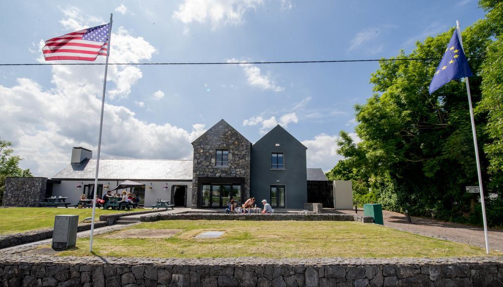 Burren Atlantic Hotel & Holiday Cottages Ballyvaughan Exterior photo