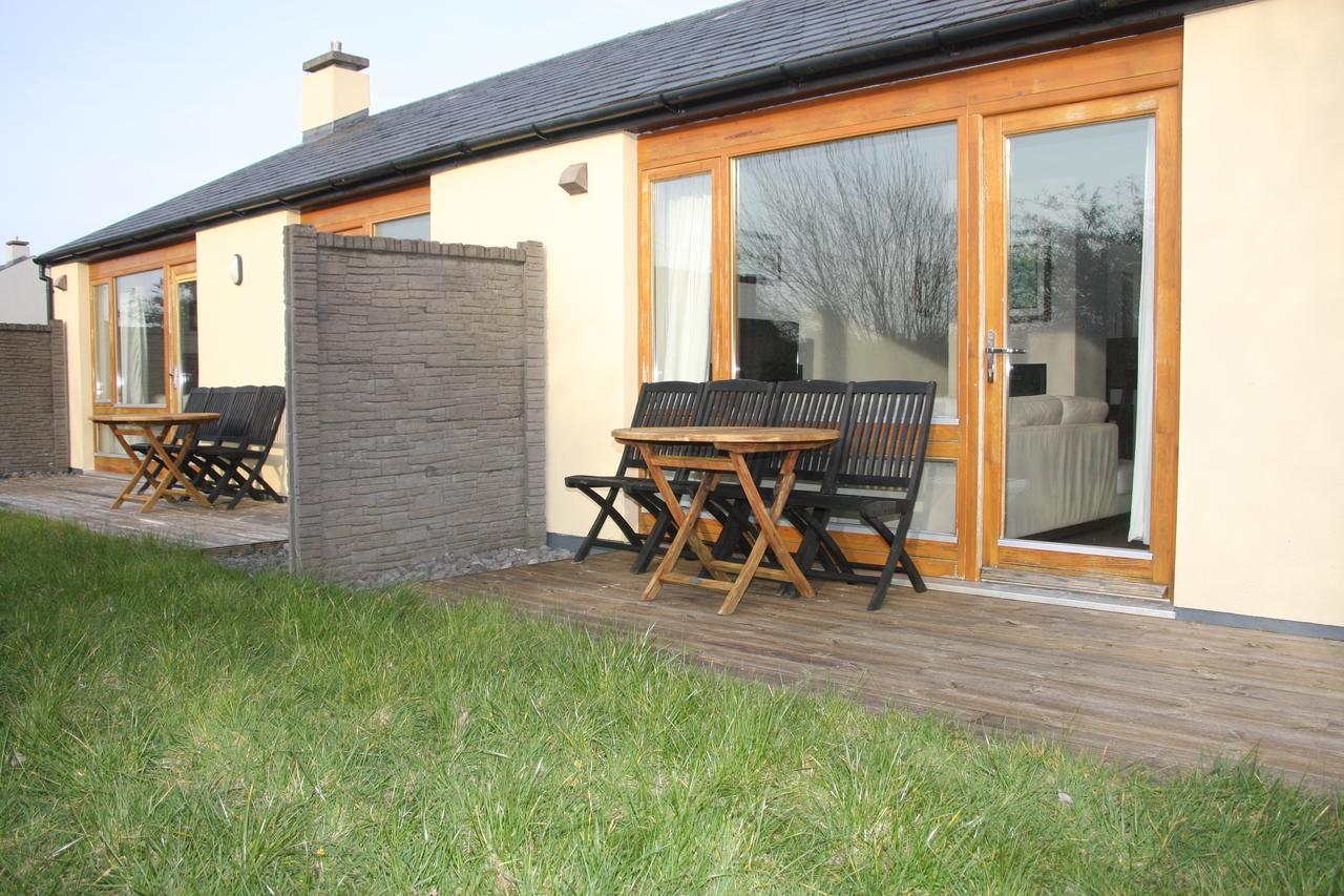 Burren Atlantic Hotel & Holiday Cottages Ballyvaughan Exterior photo